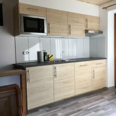 Holzereck ايروالد