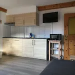Holzereck 아파트 에르발트